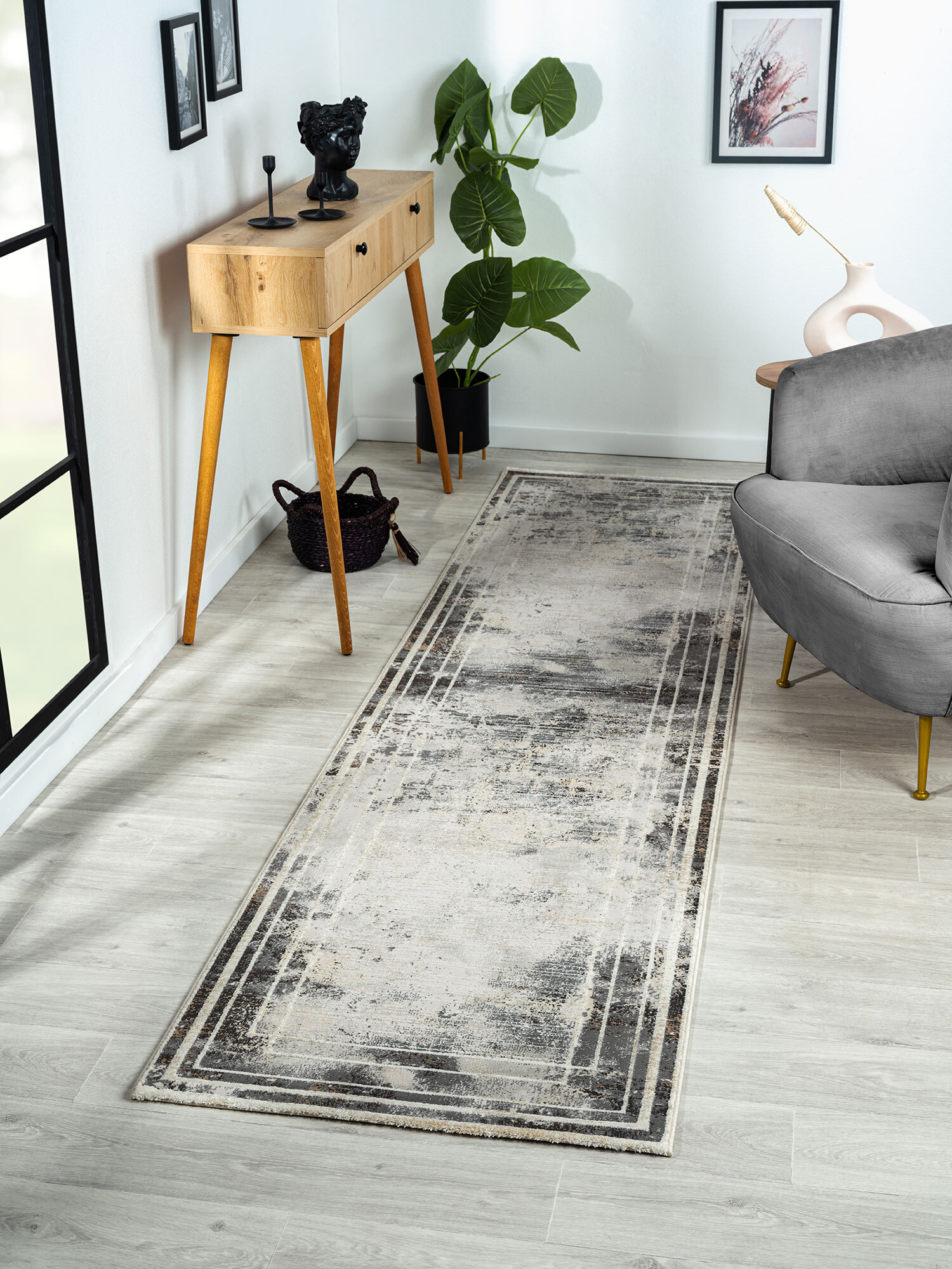 Vision Contemporary Border Rug