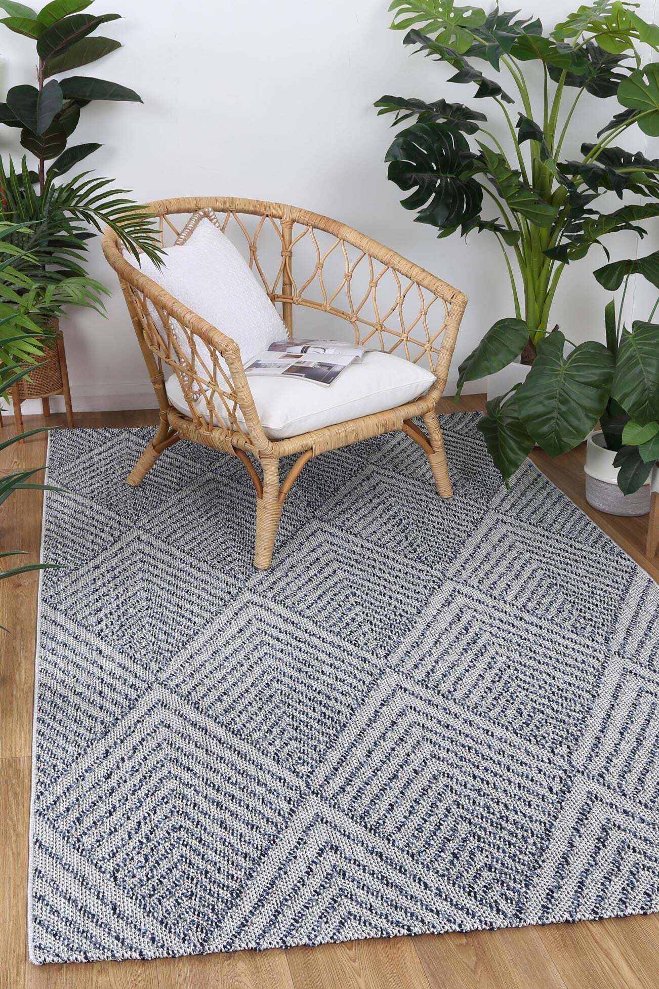 Viva Geometric Flatweave Rug(Size 170 x 120cm)