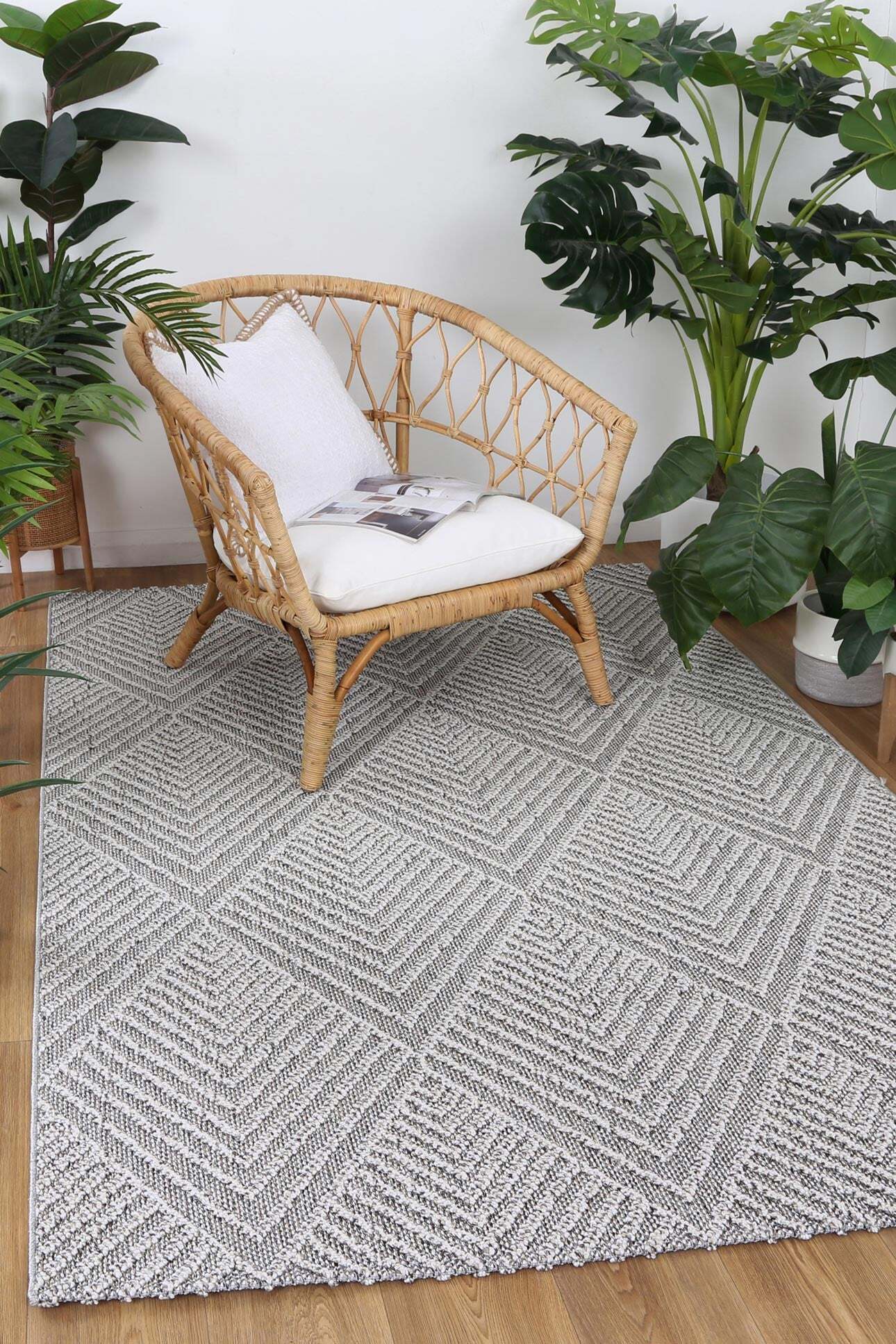 Viva Geometric Flatweave Rug(Size 230 x 160cm)