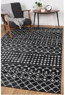 Bello Geometric Tribal Rug