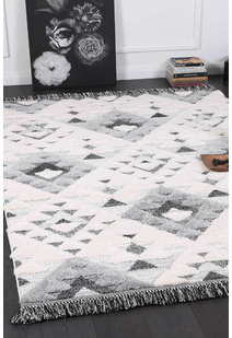 Kevin Moroccan Diamond Rug