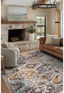 Lukas Traditional Geometric Rug