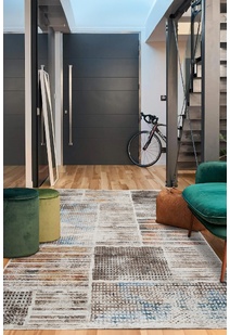 Lukas Geometric Rug