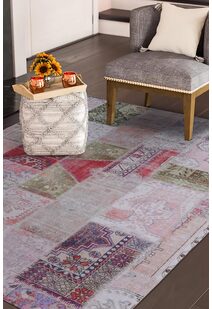 Noble Traditional Patchwork Rug 